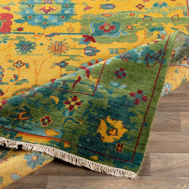 Ennoki Hand-knotted Wool Accent Rug - 2' x 3'