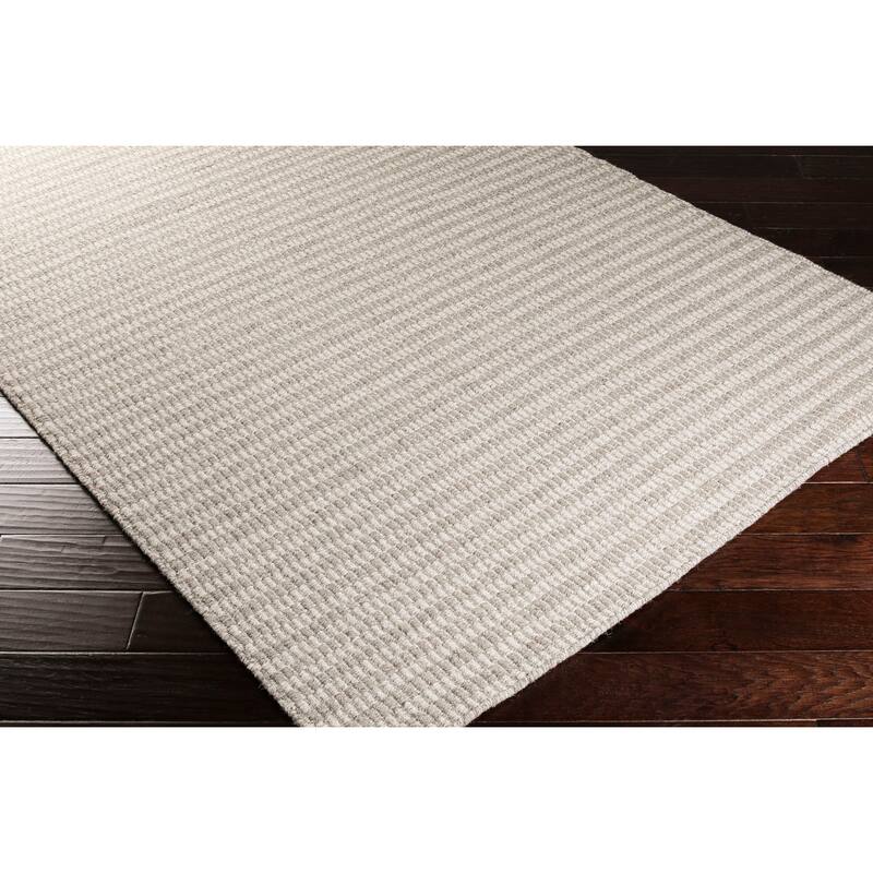 Hand-woven Warsaw Wool Area Rug