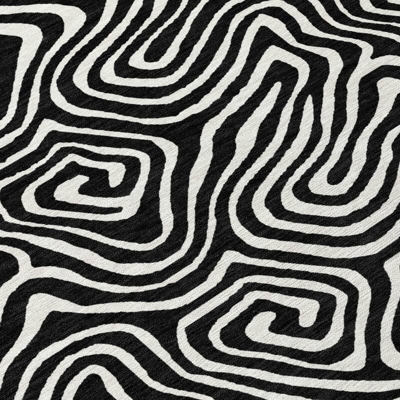 Machine Washable Indoor/ Outdoor Modern Trance Chantille Rug