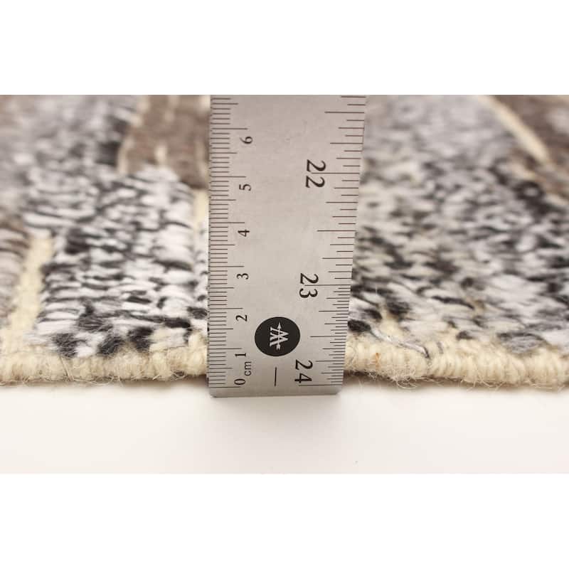 Tangier Brown Rug 4'11" x 7'10" - 4'11 x 7'10
