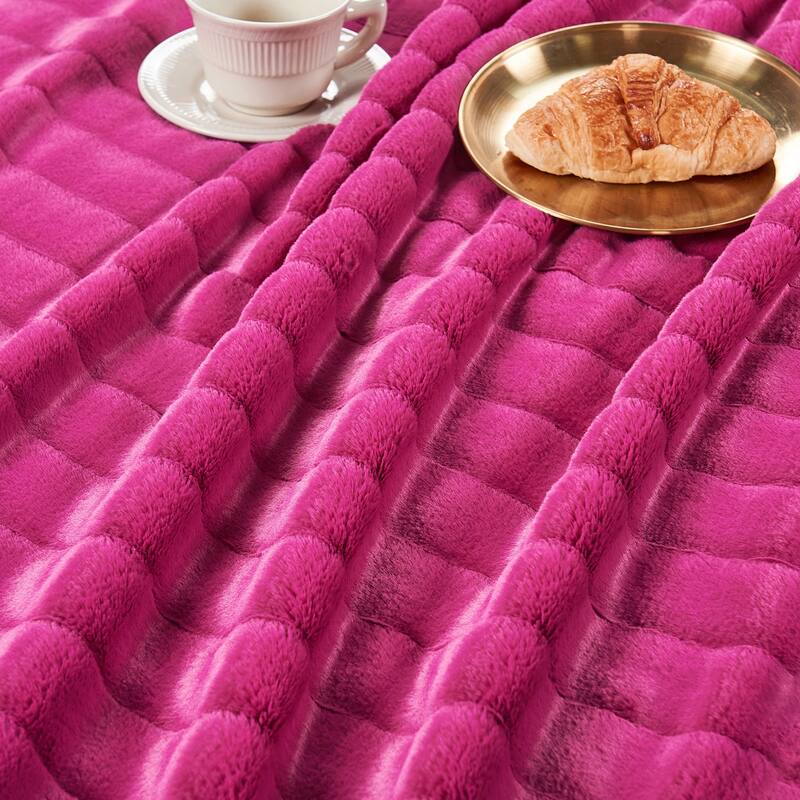 Supermink Decorative Fauxfur Throw 50'' x 60''