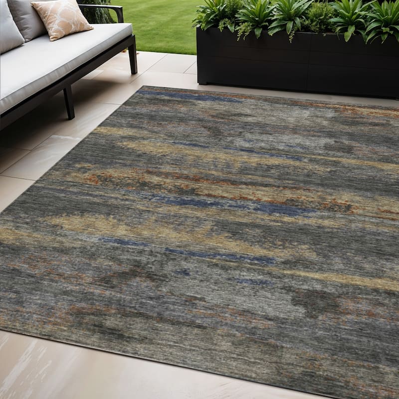 HomeRoots Abstract Transitional Rectangle Outdoor Rug - 5' X 8'