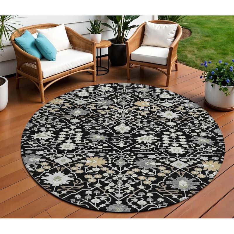 HomeRoots Oriental Traditional Rectangle Outdoor Rug - 8' Round