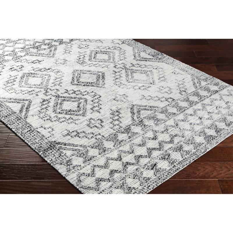 Mainholme Handmade Performance Outdoor Safe Area Rug