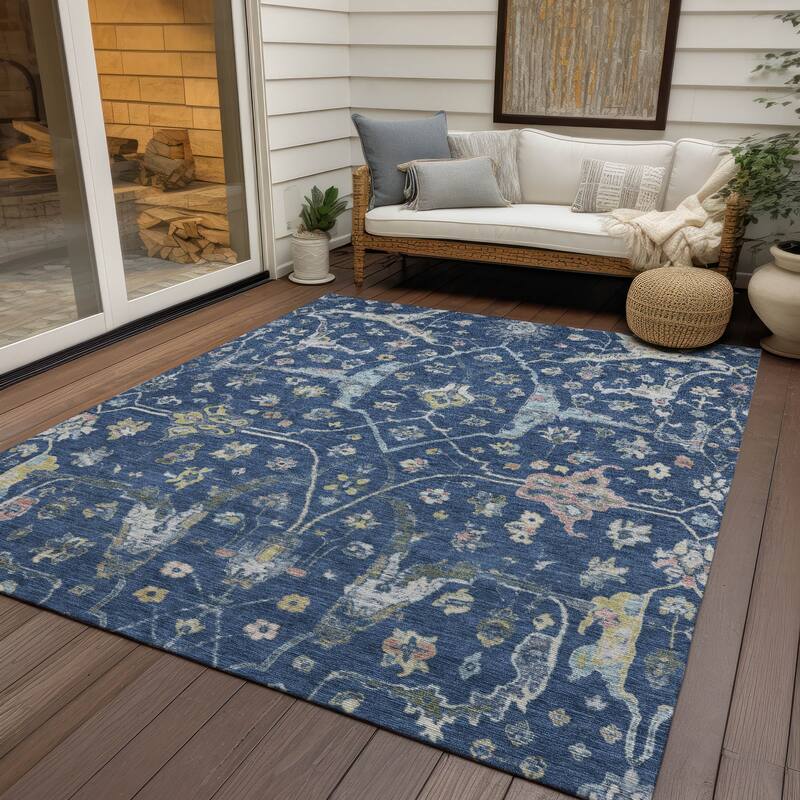 Machine Washable Indoor/ Outdoor Traditional Classic Chantille Rug