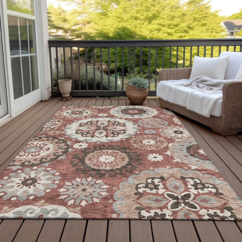 Machine Washable Indoor/ Outdoor Chantille Casual Medallion Rug - Paprika - 2'6" x 3'10"
