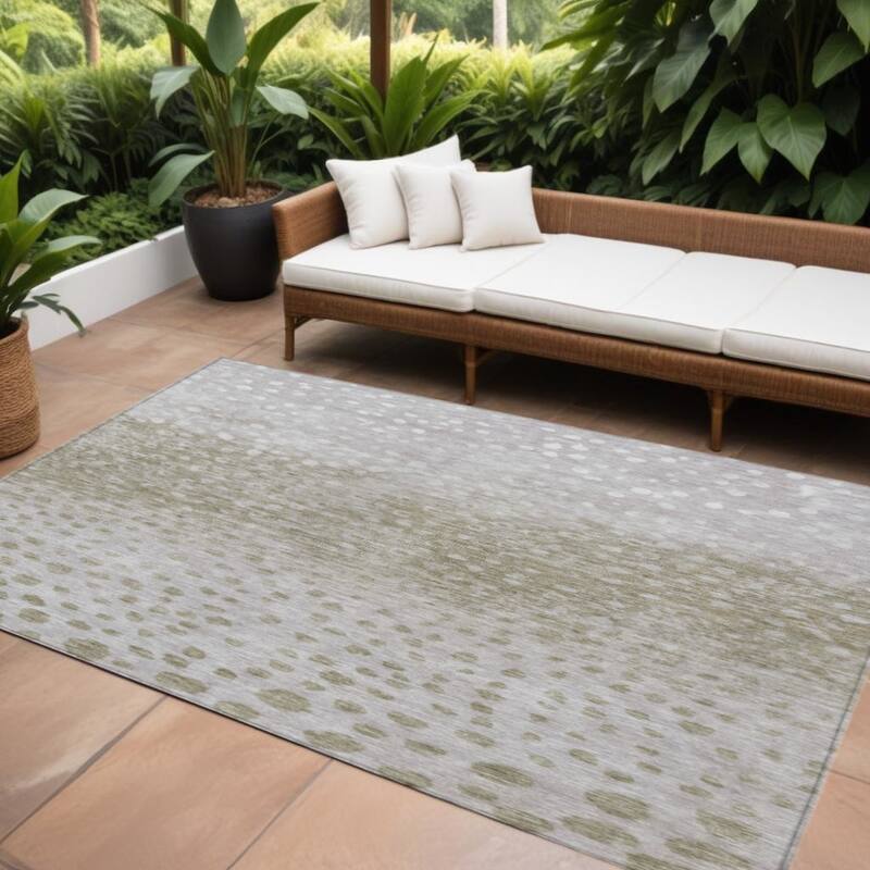 HomeRoots Abstract Transitional Rectangle Outdoor Rug - 8' X 10'