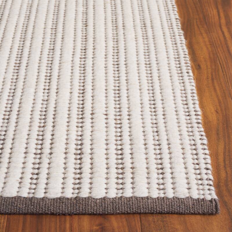 SAFAVIEH Handmade Vermont Muniba Wool & Cotton Rug