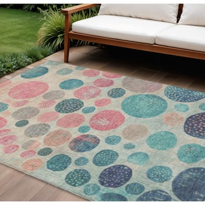 HomeRoots Geometric Transitional Rectangle Outdoor Rug