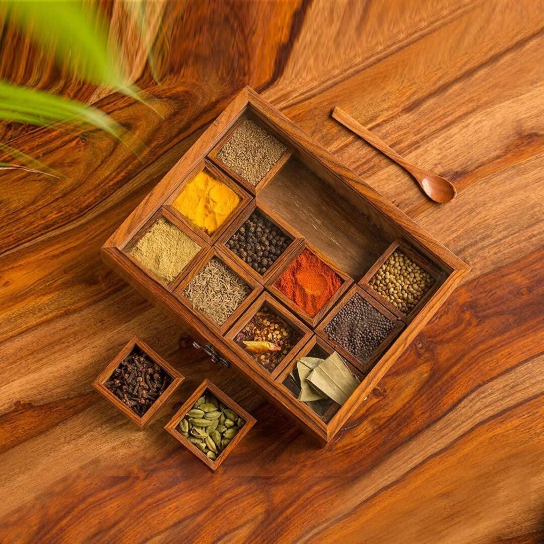 Glass masala on sale containers