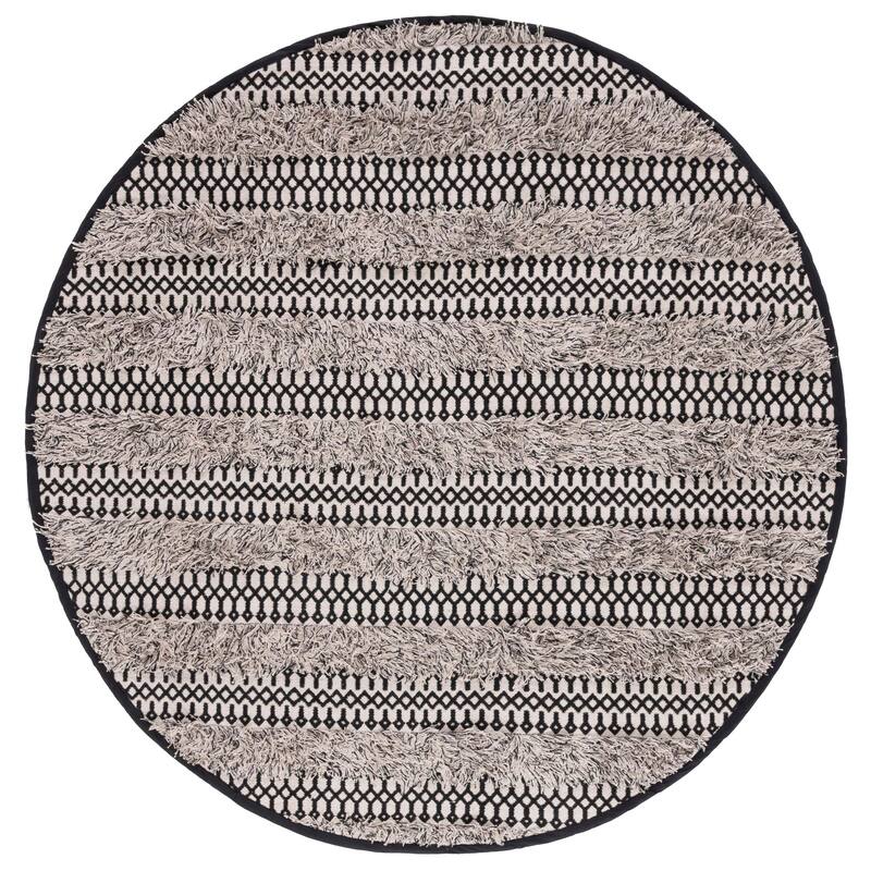 SAFAVIEH Natura Milda Cotton Rug - 6' Round - Black/Ivory