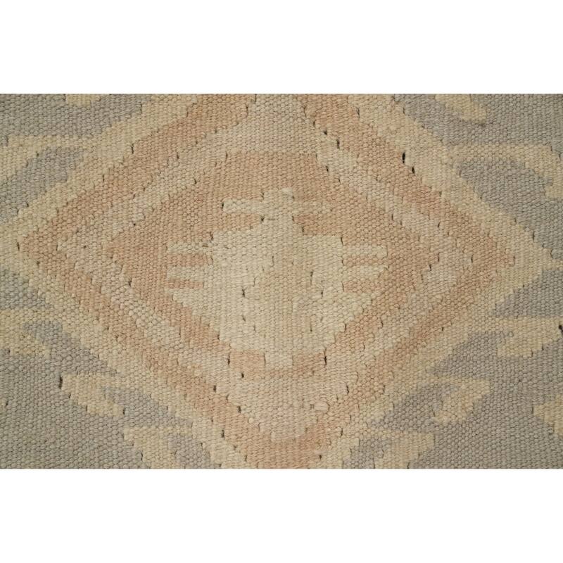 Hand Woven Oriental 100% Wool Carpet Southwestern Tribal Beige & Ivories Kilim Area Rug - 8' 1'' X 5' 2''