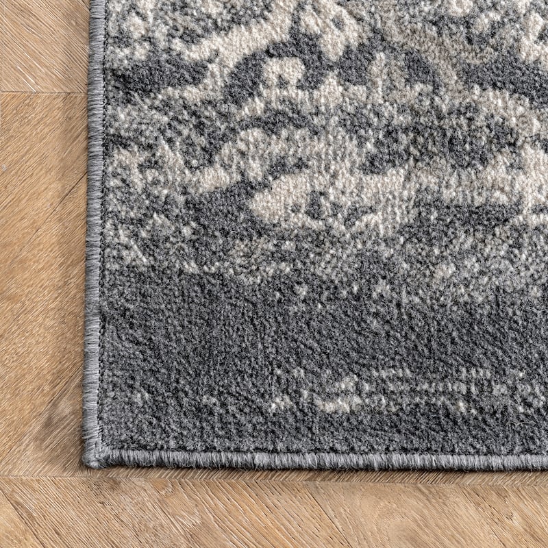 Nuloom Freja Faded Floral Area Rug