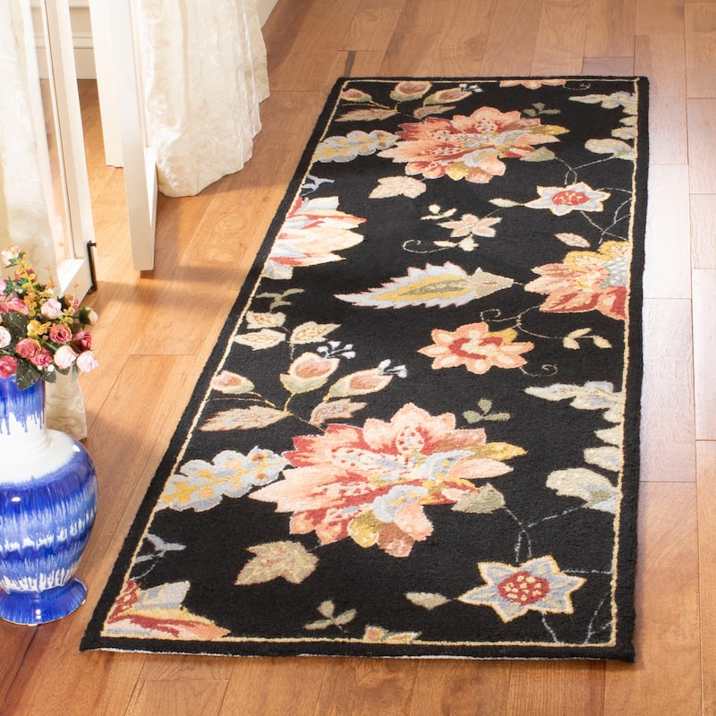 SAFAVIEH Handmade Chelsea Klavdia French Country Floral Wool Area - 2' 6" x 8' - Black - Runner