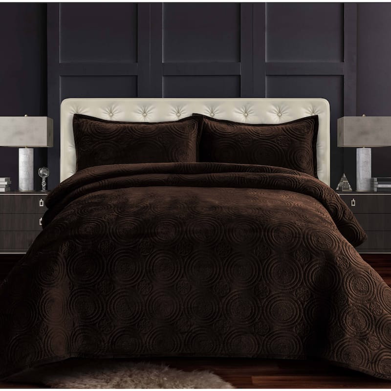 Capri Medallion Velvet Oversized Solid Quilt Set - Chocolate - Queen