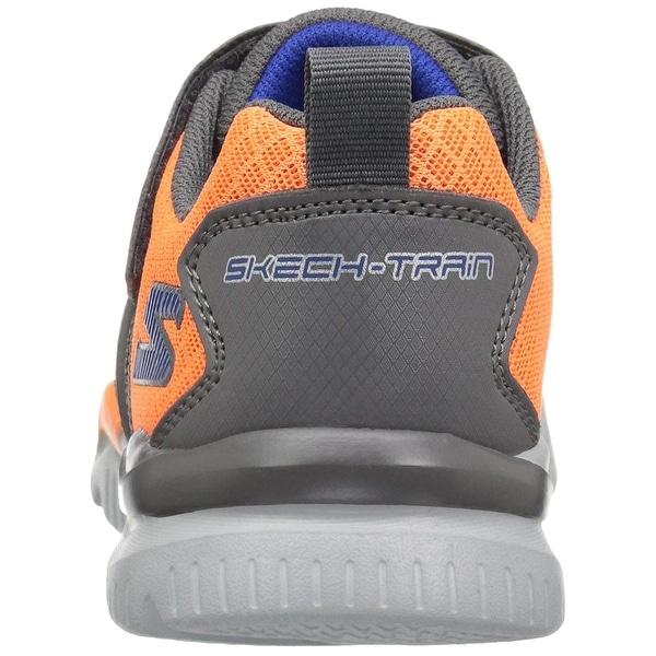 m train skechers