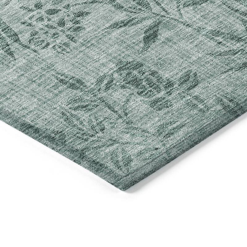 HomeRoots Floral Transitional Rectangle Outdoor Rug