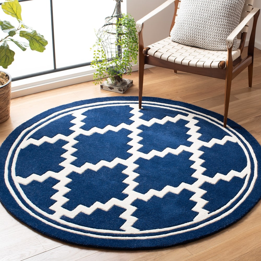 SAFAVIEH Handmade Chatham Doriane Modern Wool Rug