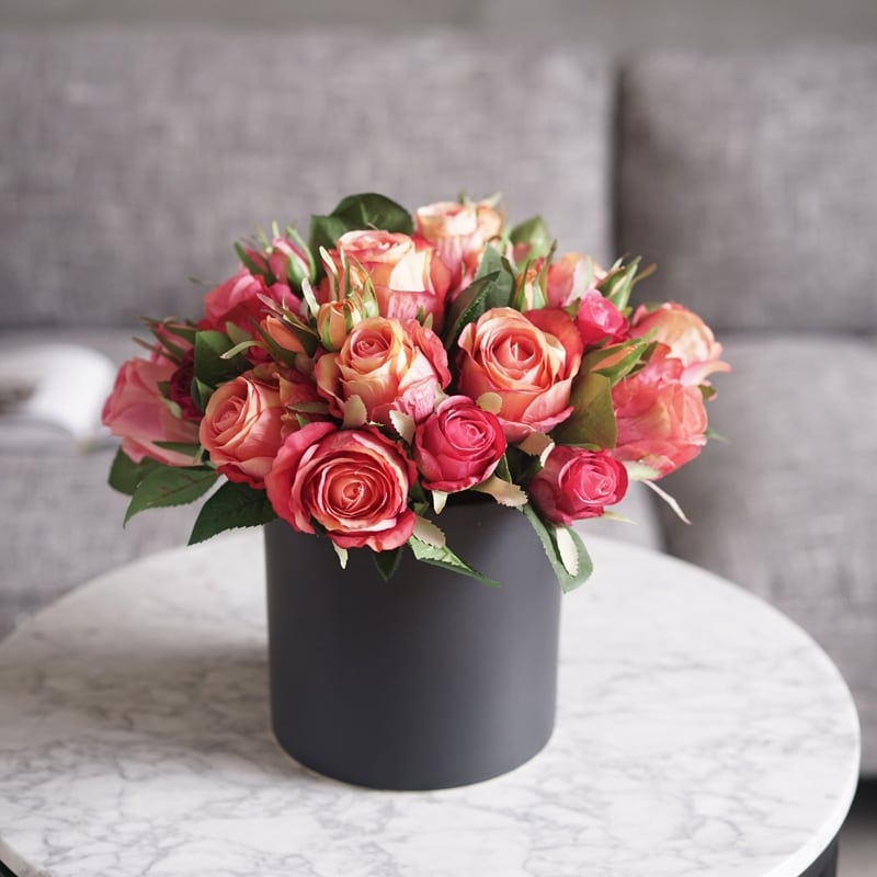 Shop Madmoiselle Silk Red Roses In Black Vase 13 Tall Orange