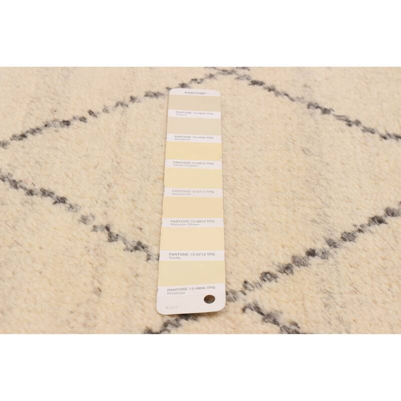 ECARPETGALLERY Hand-knotted Tangier Cream Wool Rug - 5'3 x 7'8