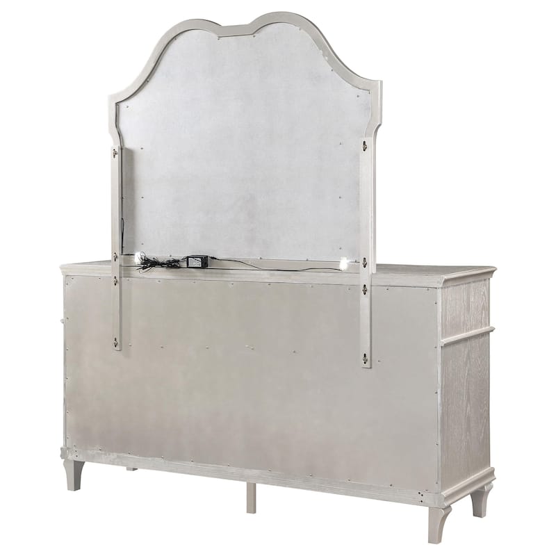 Evangeline Modern Classic Wood 9-drawer Bedroom Dresser Silver Oak