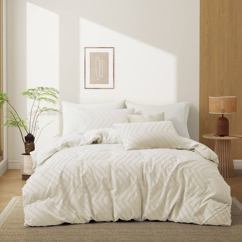 Tufted Clipped Jacquard Geometric Oversized Duvet Cover & Pillowcase Set - Wave/Cream - Queen