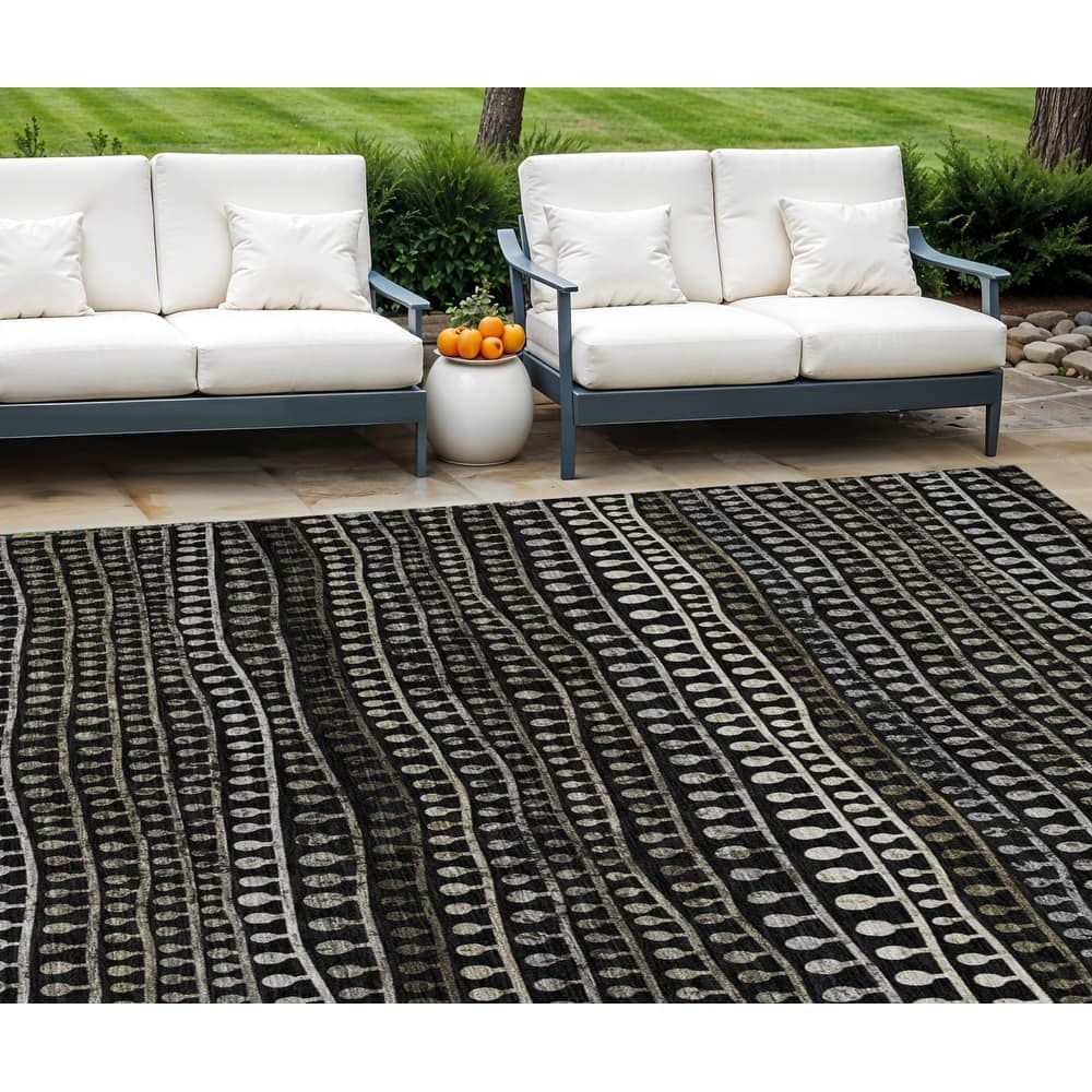 HomeRoots Striped Transitional Rectangle Outdoor Rug
