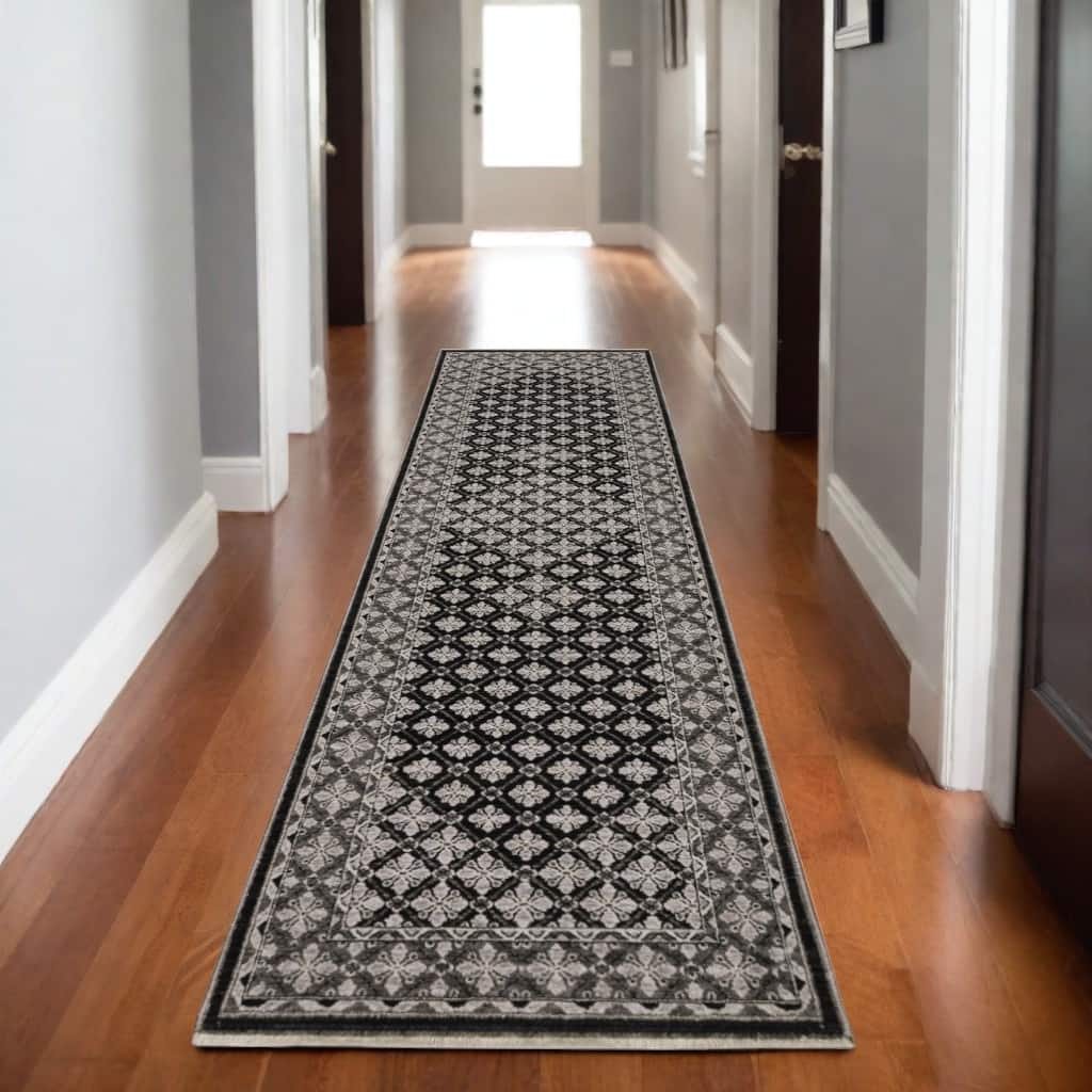 HomeRootsDiamond Traditional Runner Area Rug