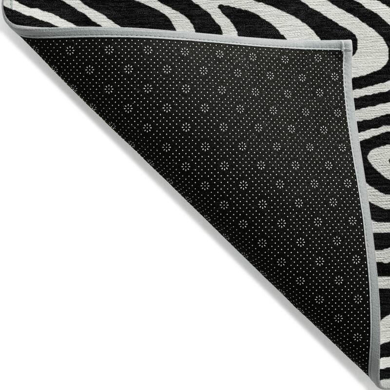 Machine Washable Indoor/ Outdoor Abstract Modern Chantille Rug