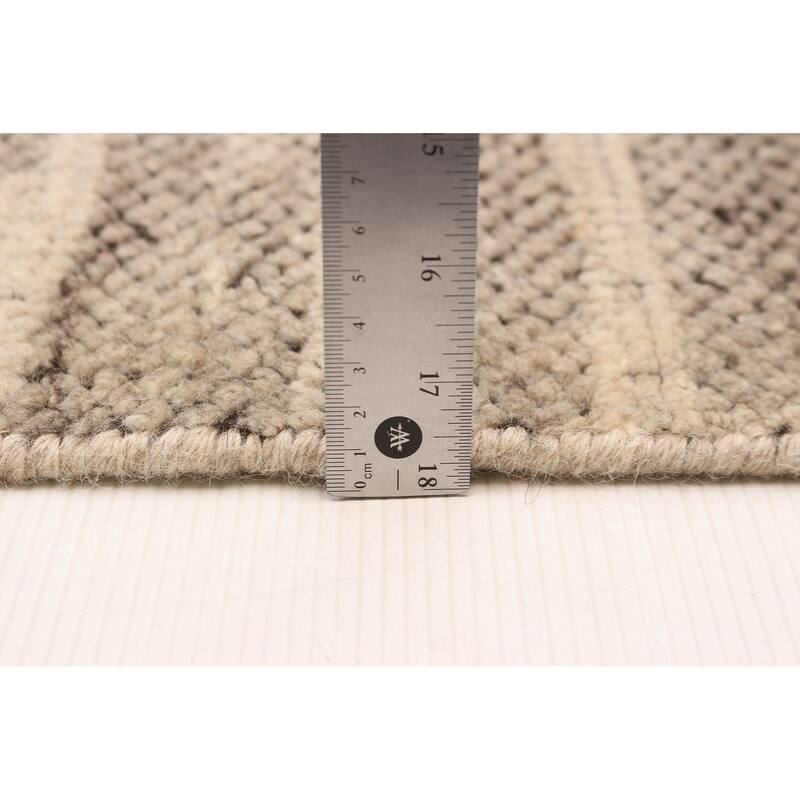 ECARPETGALLERY Hand-knotted Tangier Taupe Wool Rug - 5'2 x 7'11