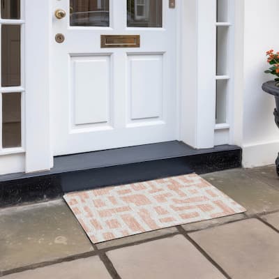 Machine Washable Indoor/ Outdoor Chantille Geo Contemporary Rug