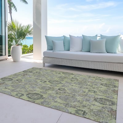 Machine Washable Indoor/ Outdoor Chantille Traditional Floral Rug