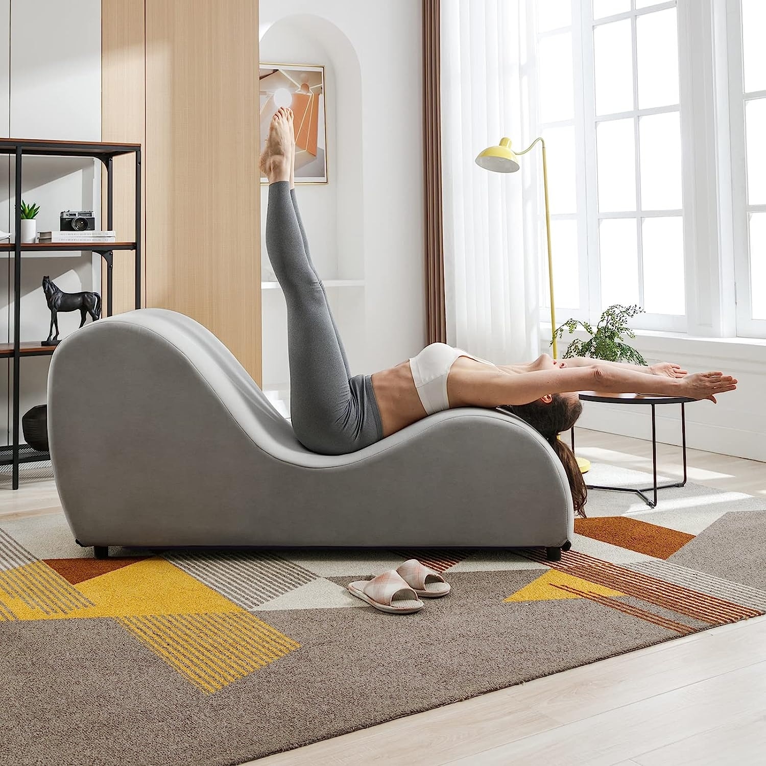 Curved chaise deals lounge chair