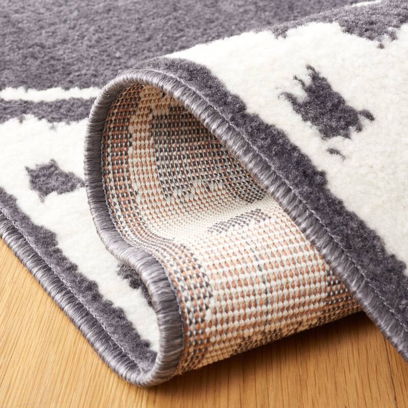 SAFAVIEH Pyramid Myrtice Moroccan Tribal Rug