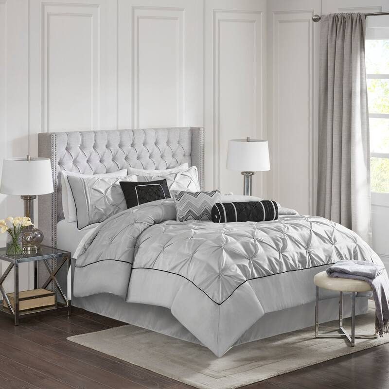 GDF Studio - Laurel 7-Piece Tufted Comforter Set with Decorative Pillows - Grey (Full )