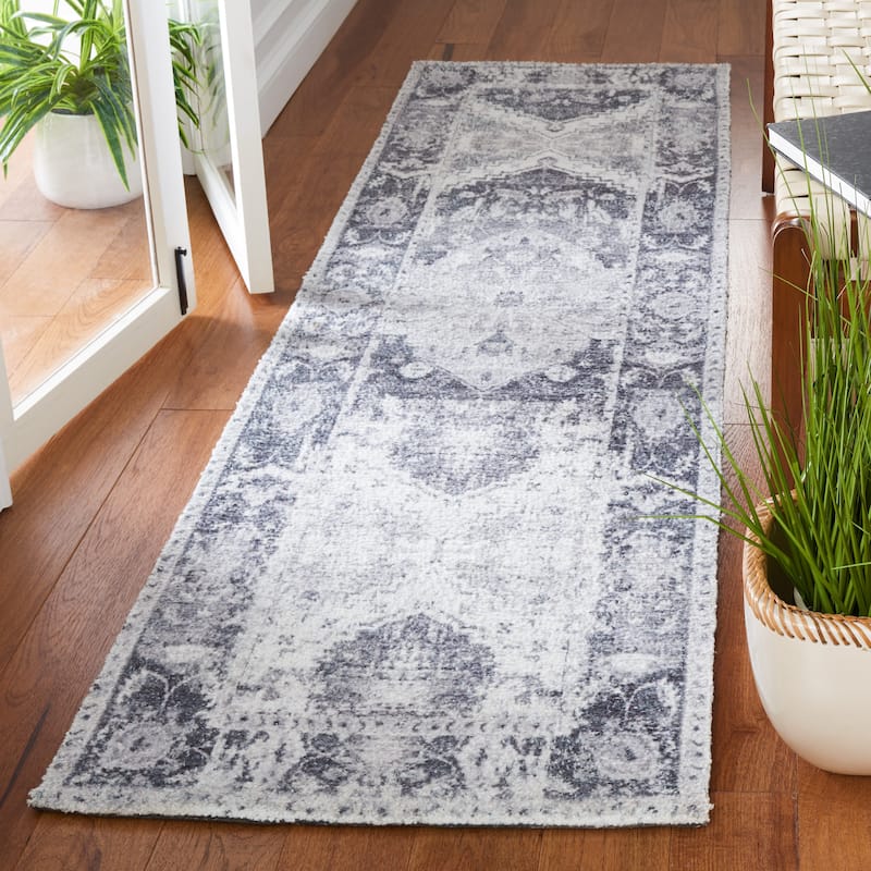 SAFAVIEH Handmade Classic Vintage Iselore Transitional Polyester Rug - 2'3" x 8' Runner - Silver/Dark Grey