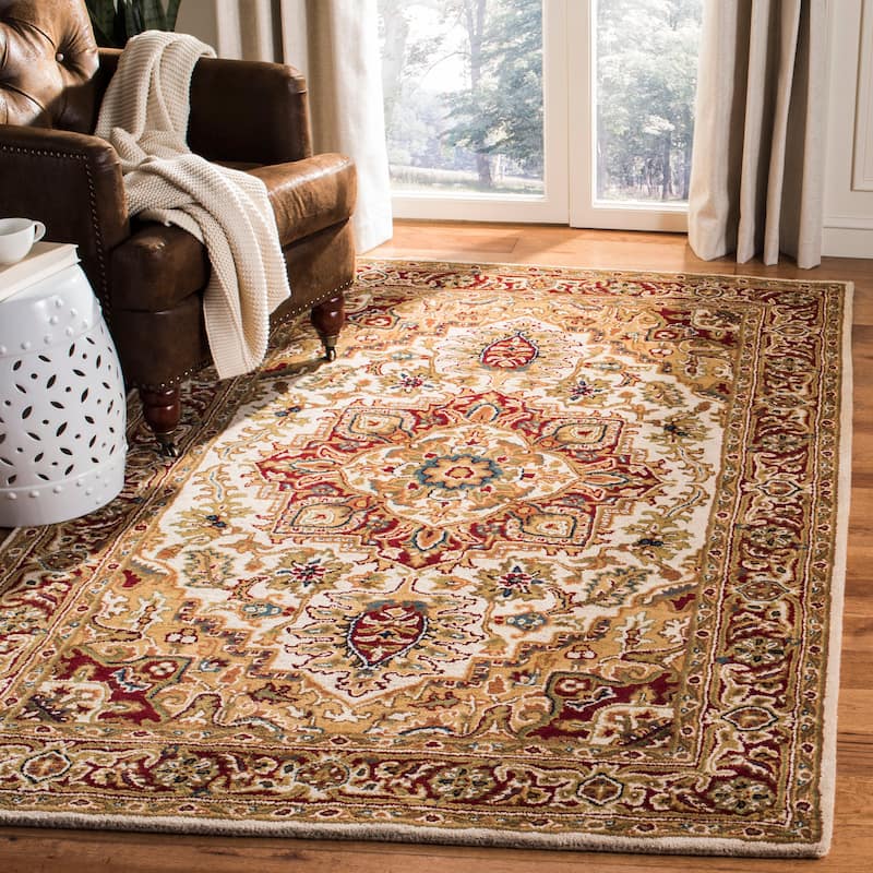 SAFAVIEH Handmade Classic Sineta Traditional Oriental Wool Rug - 7'6" x 9'6" - Light Gold/Red