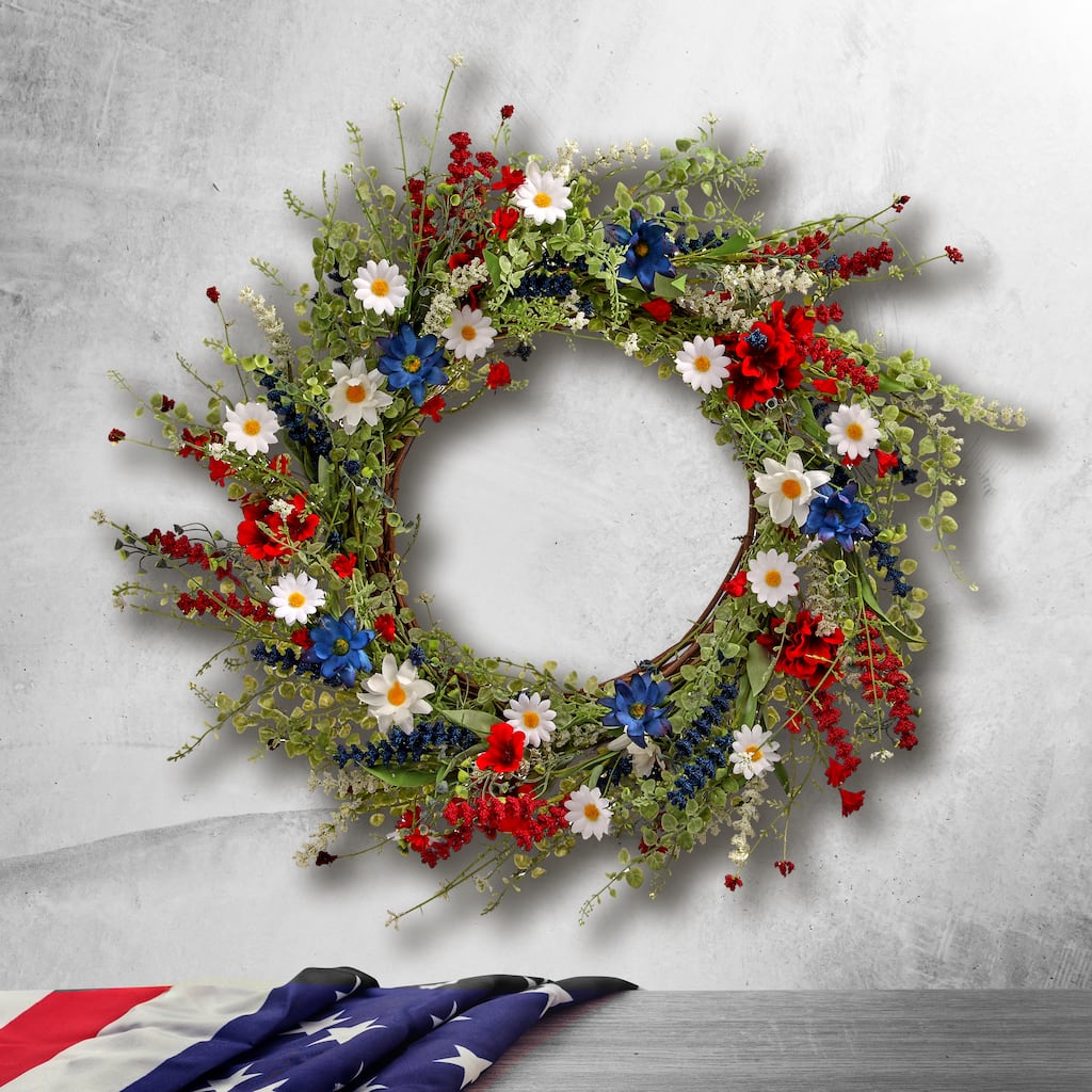 Geranium Daisy Astilbe Wreath 24"