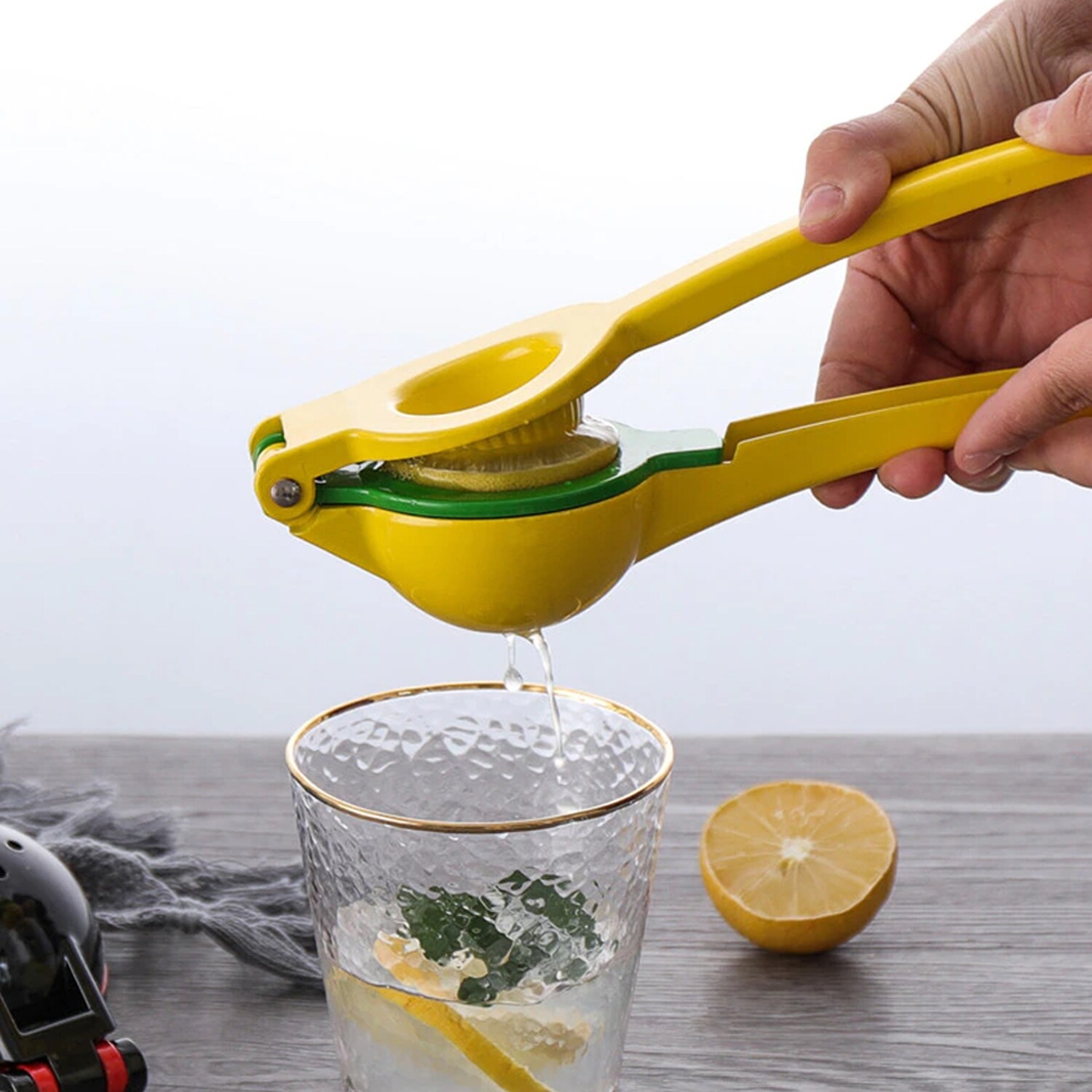 product-thumb
