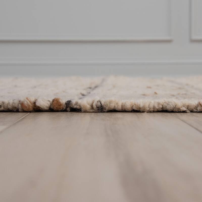 Alora Decor Everett Contemporary Heathered Stripe Area Rug