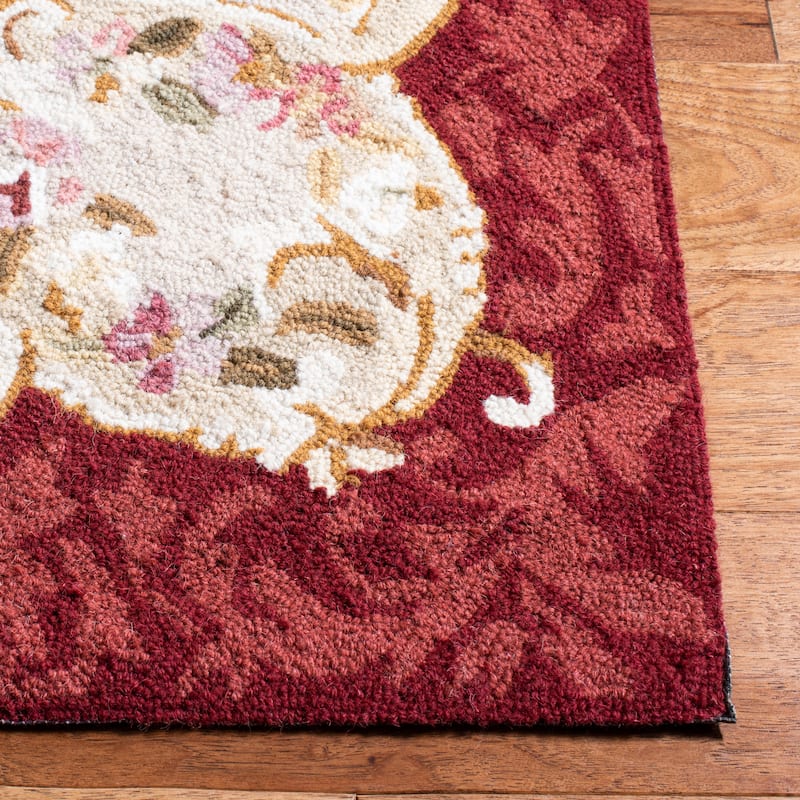 SAFAVIEH Handmade Chelsea Nour French Country Wool Rug