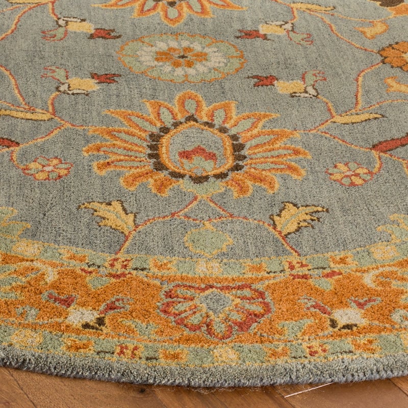 SAFAVIEH Handmade Heritage Liana Traditional Oriental Wool Rug