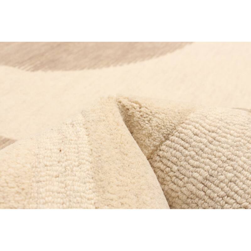 ECARPETGALLERY Hand Tufted Timeless Cream Wool Rug - 5'1 x 7'7