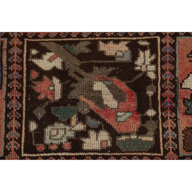 Traditional Bakhtiari Vintage Persian Rug Hand-Knotted Wool Carpet - 6'5" x 9'7"