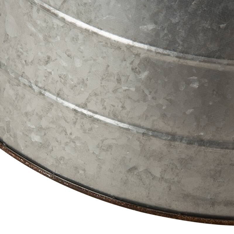 Glitzhome 22"D/26"D Christmas Classic Galvanized Metal Tree Collars