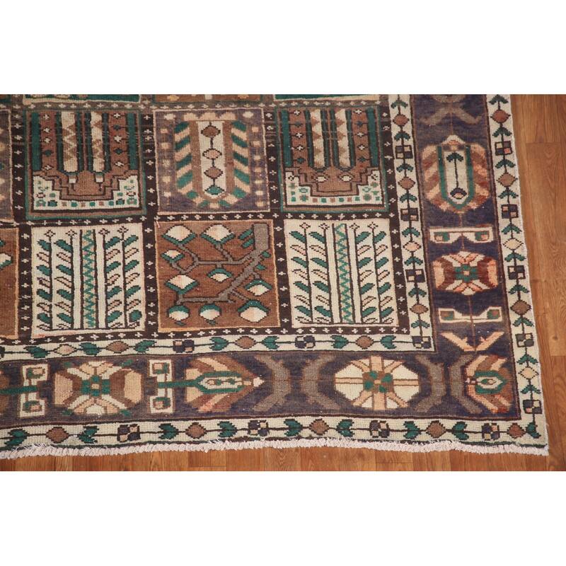 Distressed Bakhtiari Persian Vintage Area Rug Handmade Wool Carpet - 6'8"x 9'9"