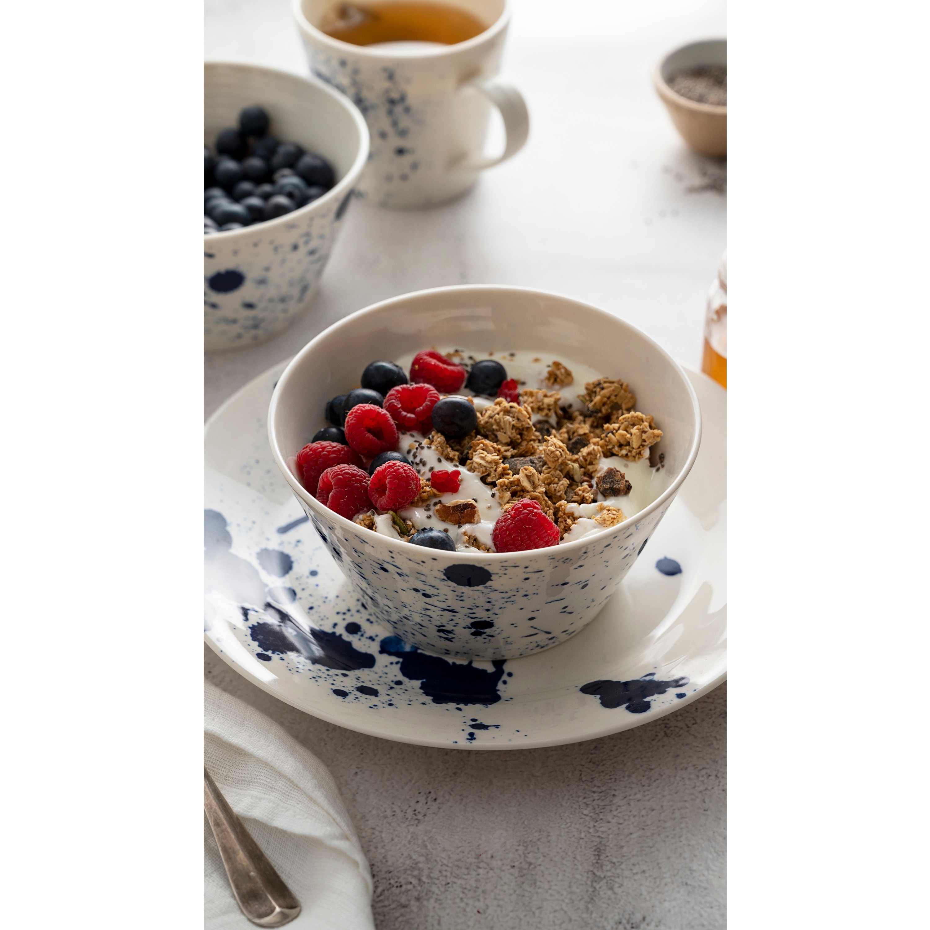 Royal Doulton Pacific 16-piece Splash Dinnerware Set On Sale