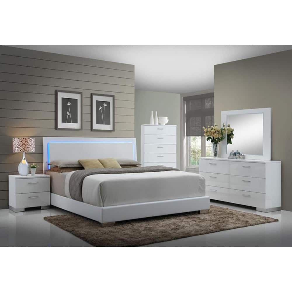 Porter Exquisite 5-Piece Set With Chest