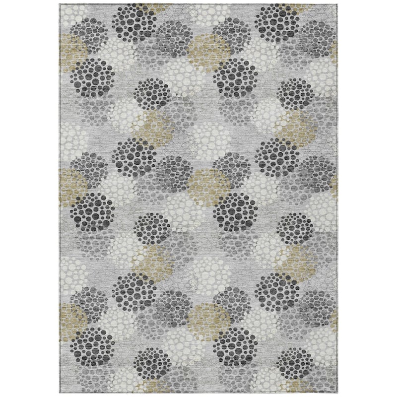 HomeRoots Polka Dot Transitional Rectangle Outdoor Rug