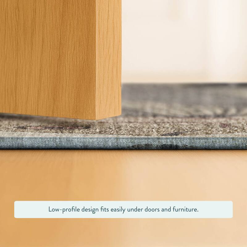 Machine Washable Indoor/ Outdoor Modern Fish Chantille Rug